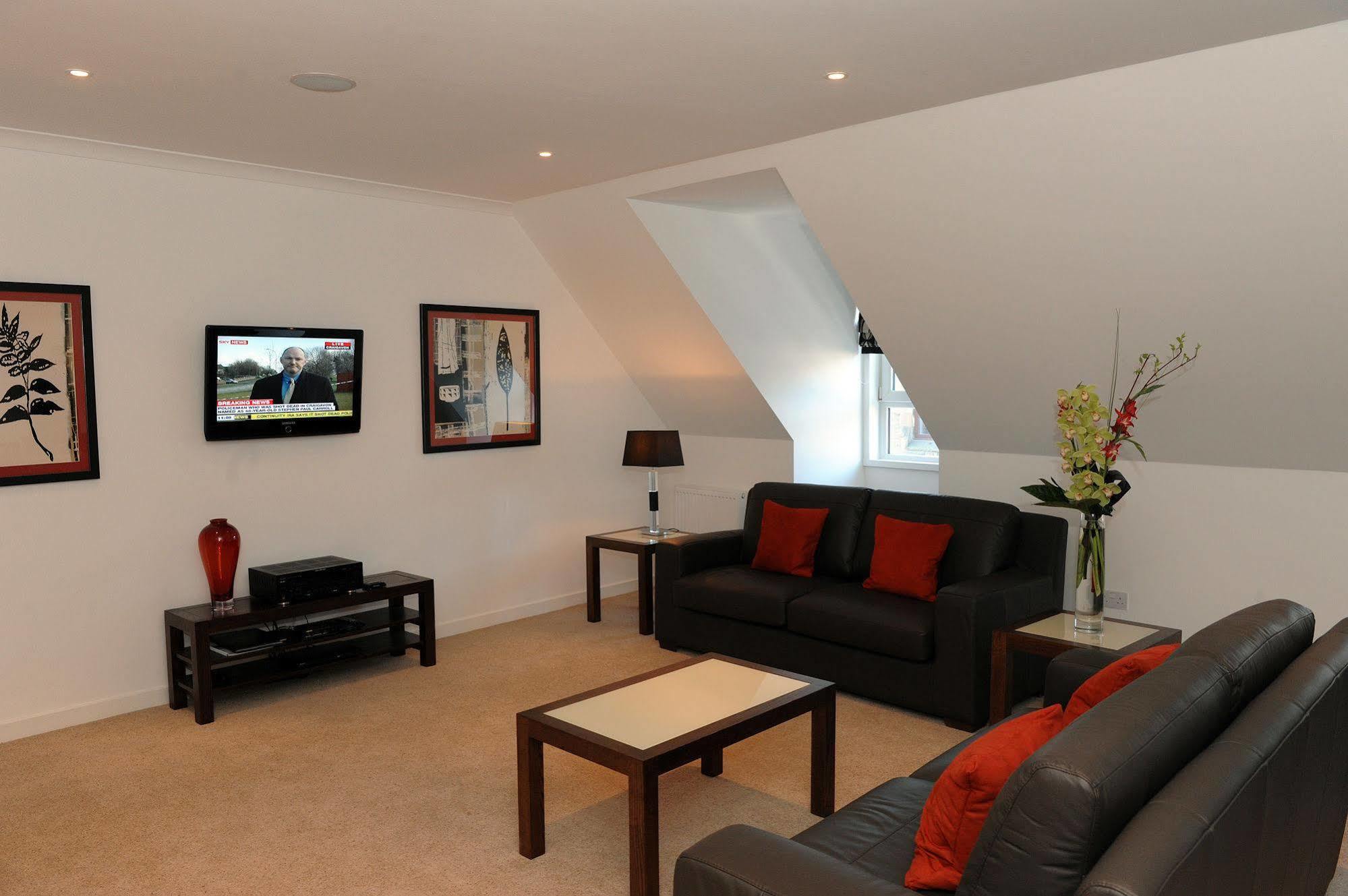 Fountain Court Apartments - Grove Executive EDI Zimmer foto