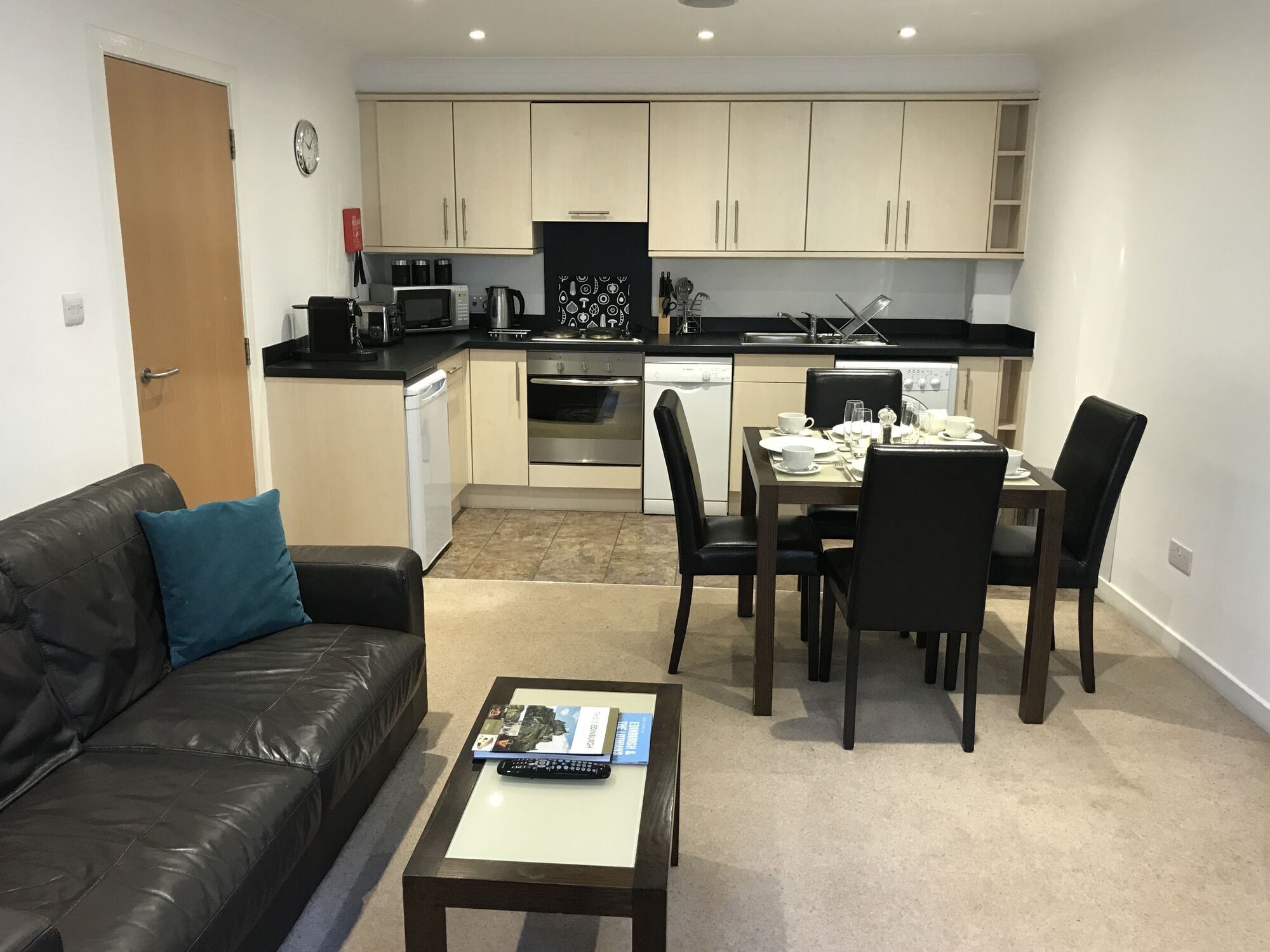 Fountain Court Apartments - Grove Executive EDI Interior foto